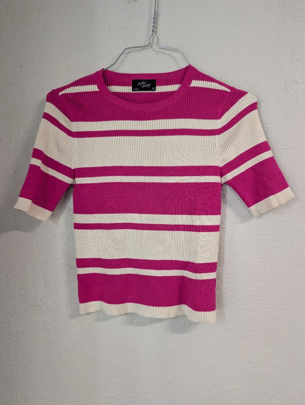 Milk & Honey Striped Short-Sleeve Knit Sweater M Pink Cream Baby Tee Colorway